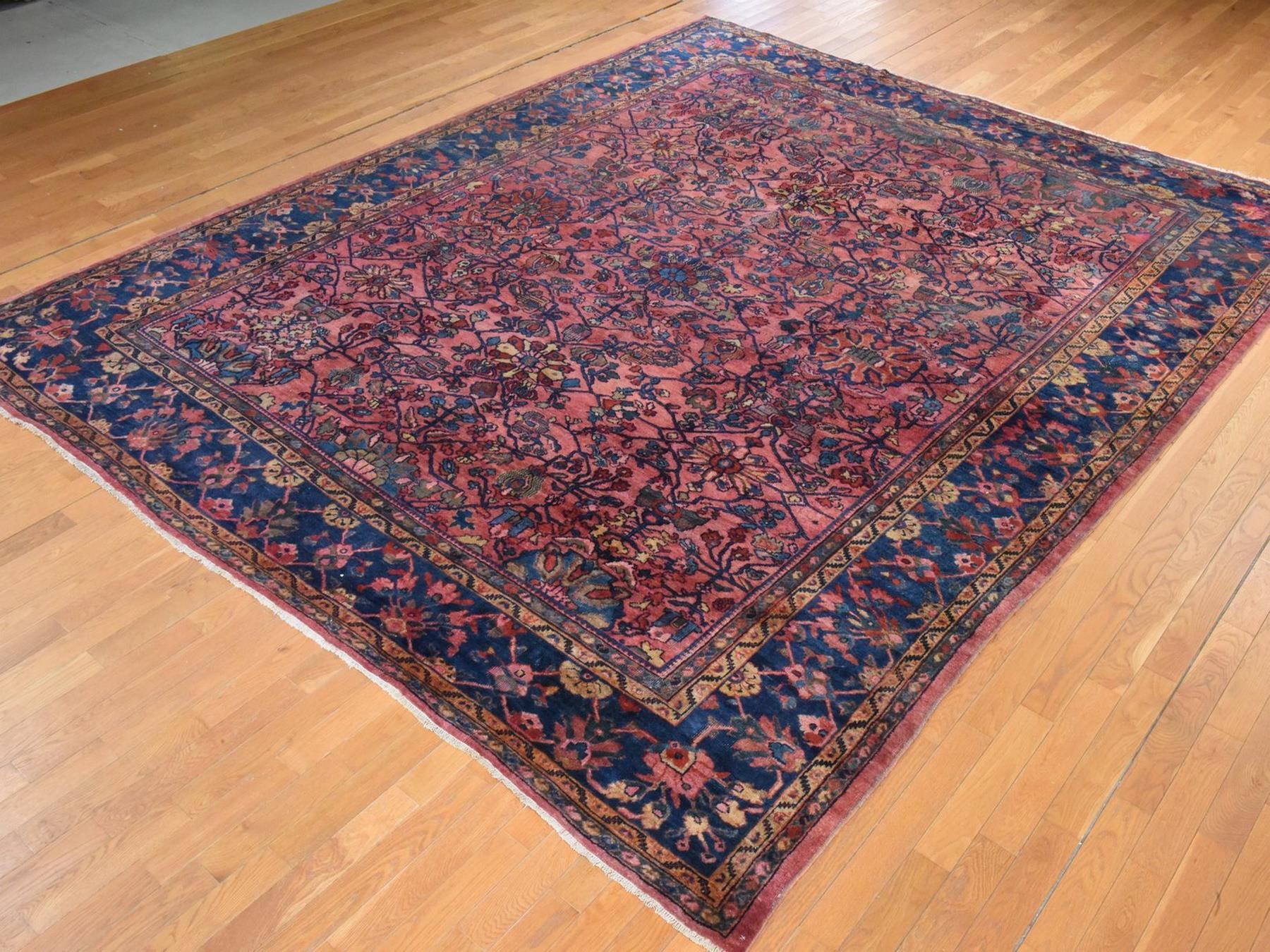 Mahal Antique hand-knotted wool rug in Red & Navy Blue, 10'6" x 13' — SKU O078597 (view 4)
