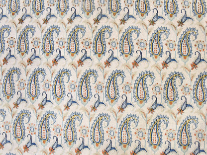 Kashan Persian hand-knotted wool rug in Ivory, 9'10" x 12'5" — SKU O078607 (view 5)