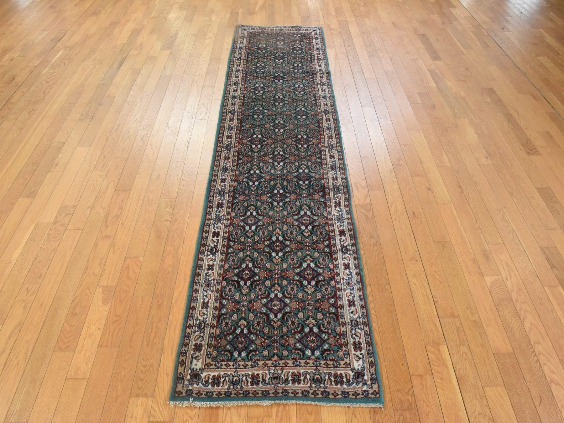 Vintage hand-knotted wool runner in Green & Ivory, 2'5" x 9'6" — SKU O078625 (view 2)
