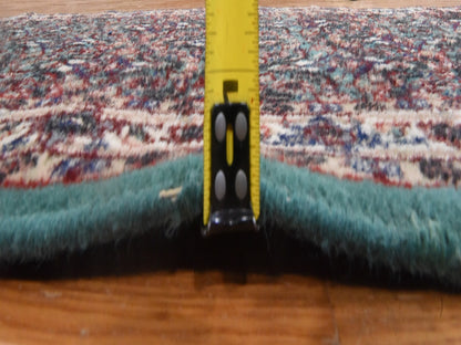 Vintage hand-knotted wool runner in Green & Ivory, 2'5" x 9'6" — SKU O078625 (view 7)