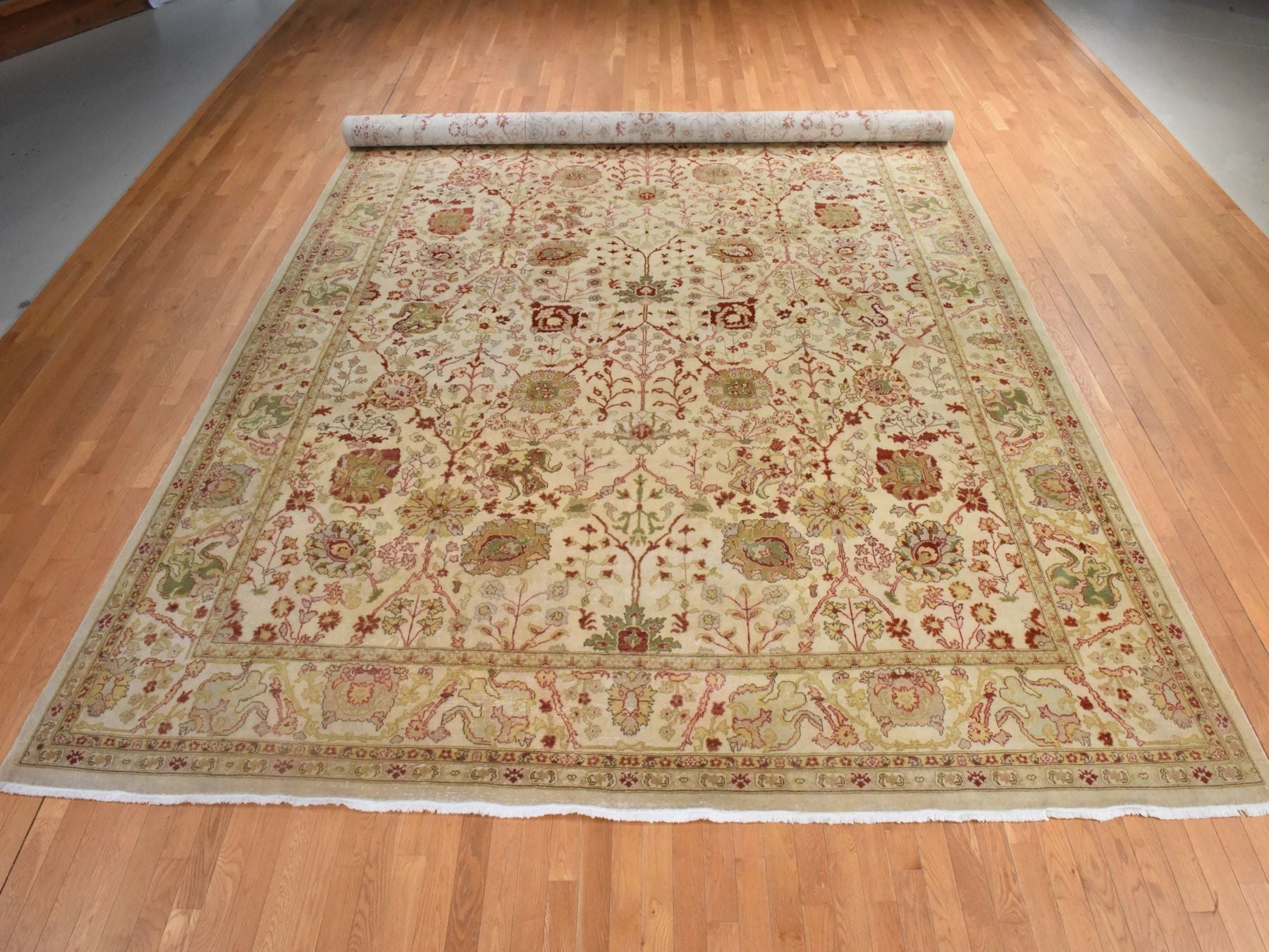 Ivory 12'1" x 19'1" Oushak And Peshawar Hand knotted Wool Rug - Sku: O078626