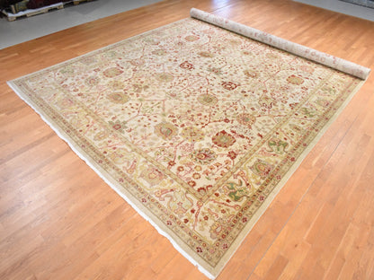 Tabriz Oushak hand-knotted wool rug in Ivory, 12'1" x 19'1" — SKU O078626 (view 4)
