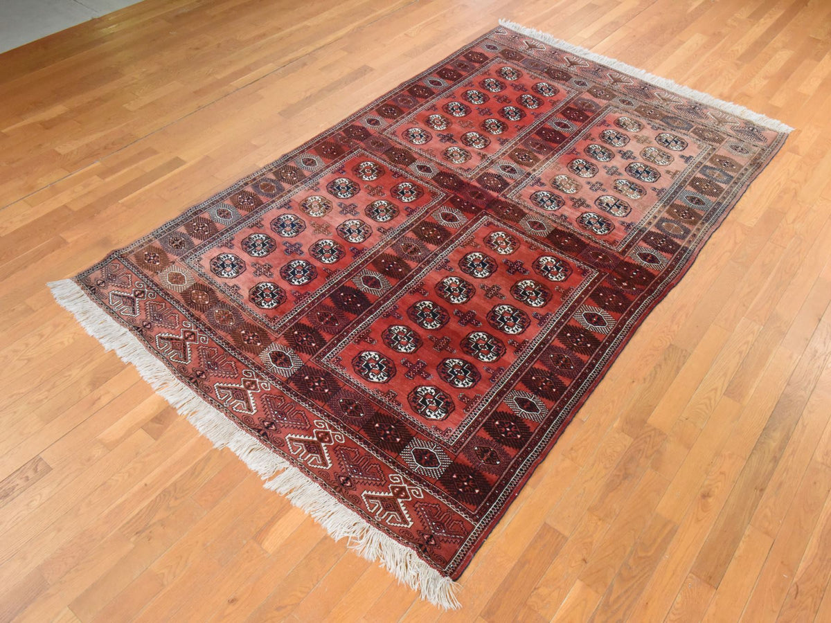 Vintage hand-knotted wool rug in Red, 6'3" x 10'3" — SKU O078628 (view 4)
