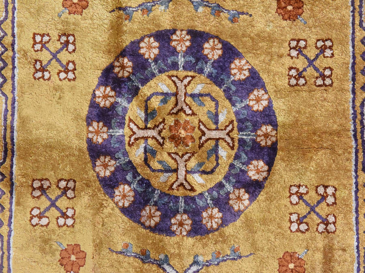 Fine Oriental hand-knotted wool rug in Yellow & Purple, 3' x 5' — SKU O078635 (view 4)