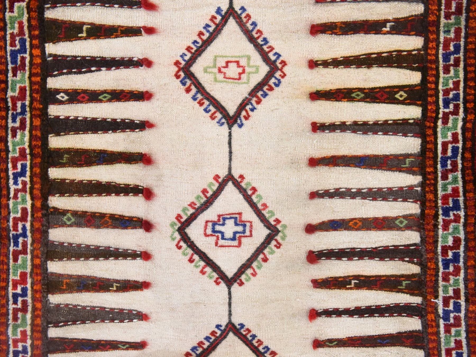 Tribal & Geometric hand-knotted wool runner in Ivory & Red, 3'9" x 7'4" — SKU O078644 (view 4)