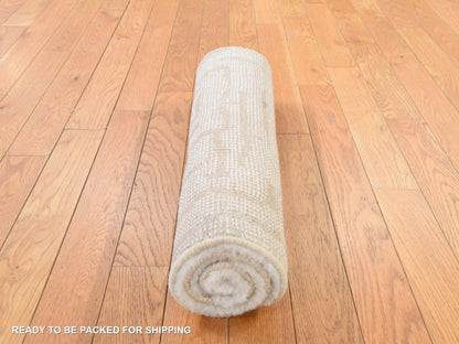 Ivory 2'0" x 3'0" Modern and Contemporary Hand knotted Wool Rug - Sku: O078646