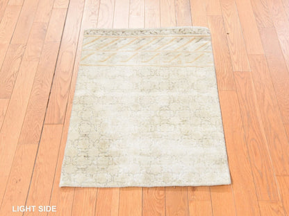Khotan Silk hand-knotted silk rug in Ivory, 2'1" x 3' — SKU O078647 (view 3)