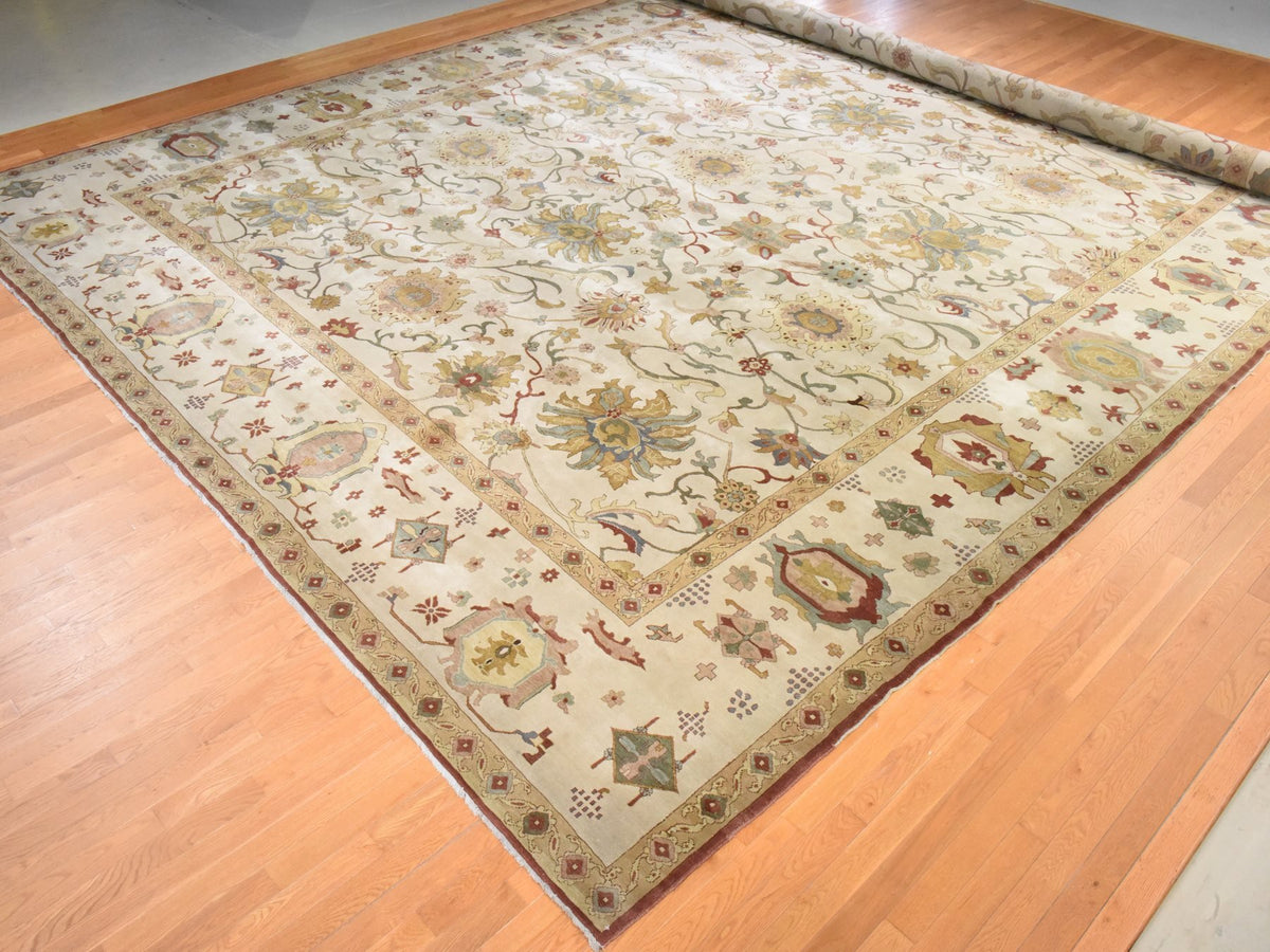 Sultanabad Oushak hand-knotted wool rug in Ivory, 16'7" x 27' — SKU O078658 (view 3)