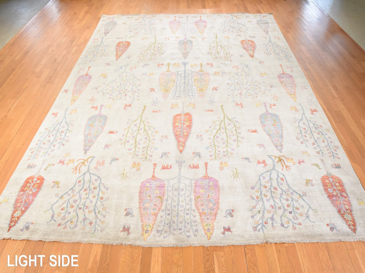 Transitional hand-knotted wool rug in Ivory, 11'6" x 14'6" — SKU O078659 (view 3)