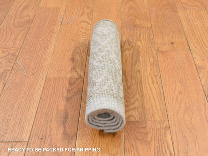 Brown 1'3" x 2'0" Modern and Contemporary Hand knotted Wool/Silk Rug - Sku: O078663