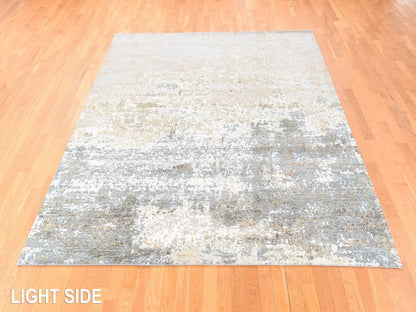 Modern / Contemporary hand-knotted wool/silk rug in Gray, 8' x 9'10" — SKU O078665 (view 3)