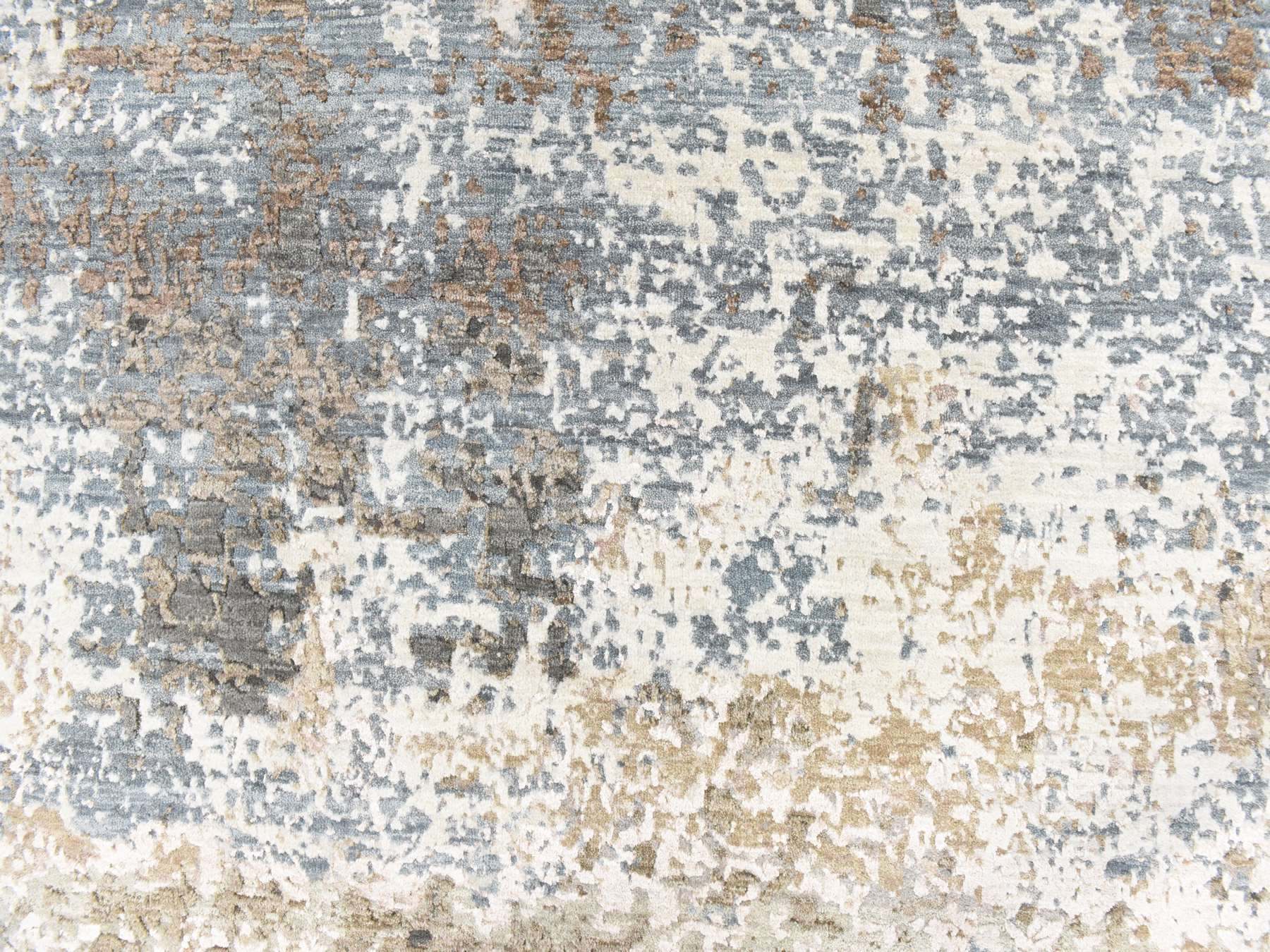 Modern / Contemporary hand-knotted wool/silk rug in Gray, 8' x 9'10" — SKU O078665 (view 5)
