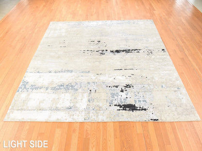 Modern / Contemporary hand-knotted wool/silk rug in Gray, 9'10" x 10' — SKU O078667 (view 3)