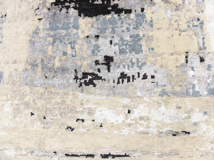 Modern / Contemporary hand-knotted wool/silk rug in Gray, 9'10" x 10' — SKU O078667 (view 5)
