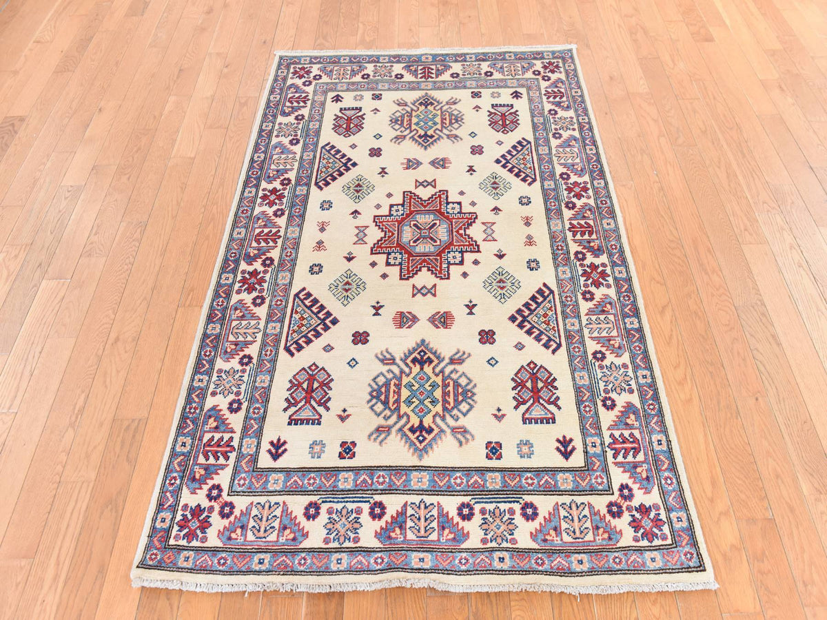 Kazak Kazak hand-knotted wool rug in Ivory, 3'10" x 6' — SKU O078670 (view 2)