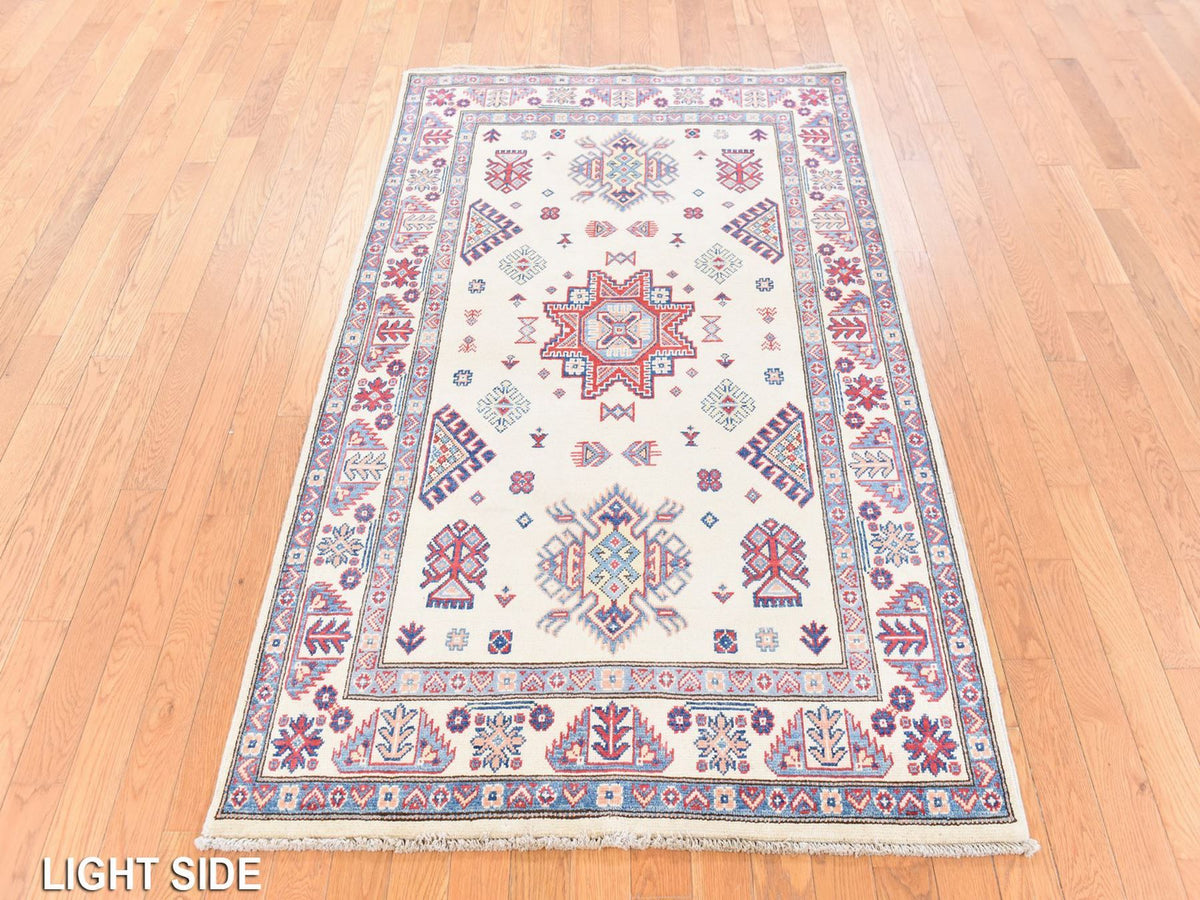 Kazak Kazak hand-knotted wool rug in Ivory, 3'10" x 6' — SKU O078670 (view 3)