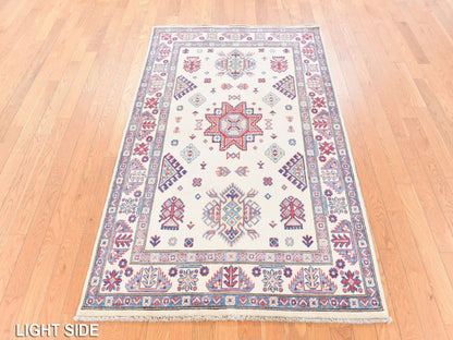 Kazak Kazak hand-knotted wool rug in Ivory, 3'10" x 6' — SKU O078670 (view 3)