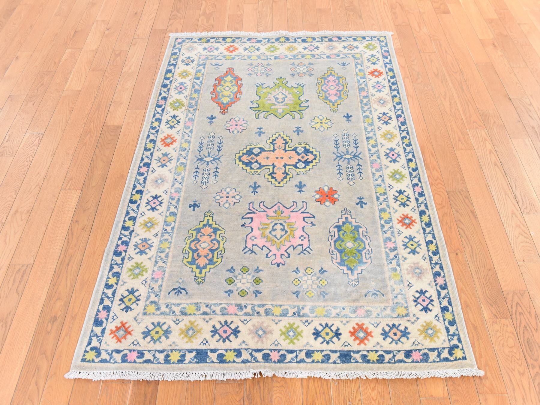 Beige 3'10" x 5'5" Kazak Hand knotted Wool Rug - Sku: O078678