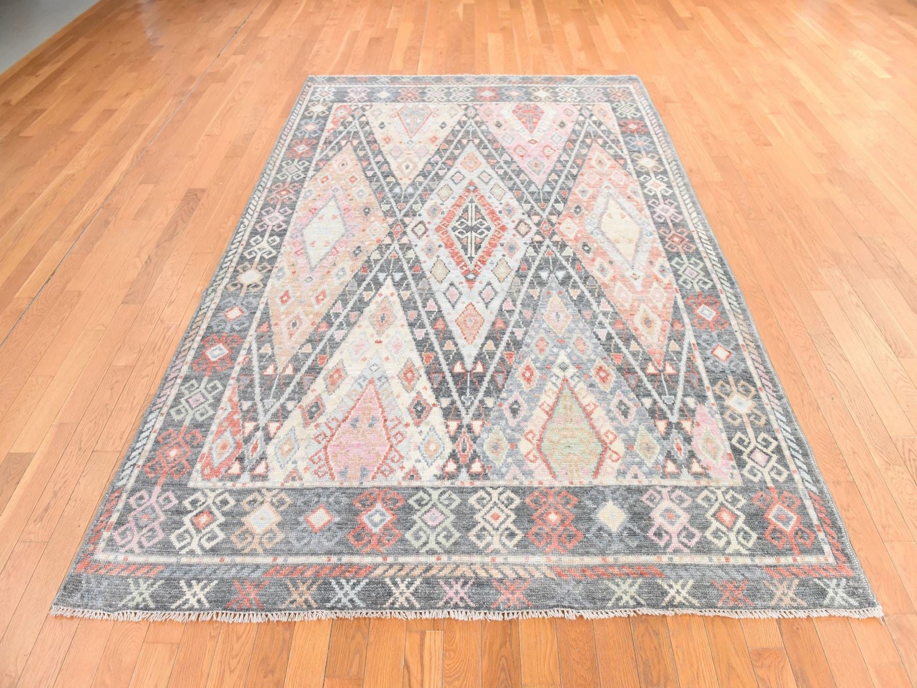 Tribal & Geometric hand-knotted wool rug in Gray, 6'1" x 9'2" — SKU O078686 (view 2)