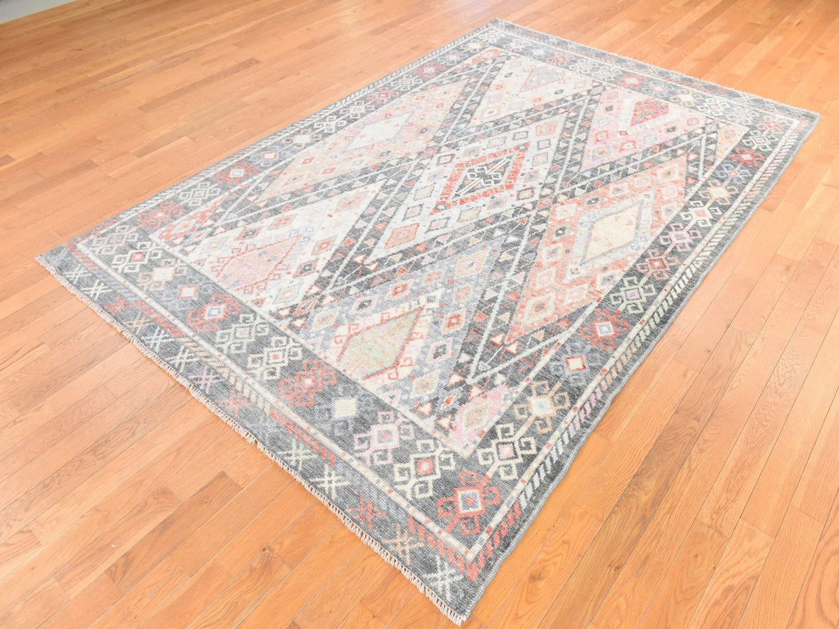 Tribal & Geometric hand-knotted wool rug in Gray, 6'1" x 9'2" — SKU O078686 (view 4)