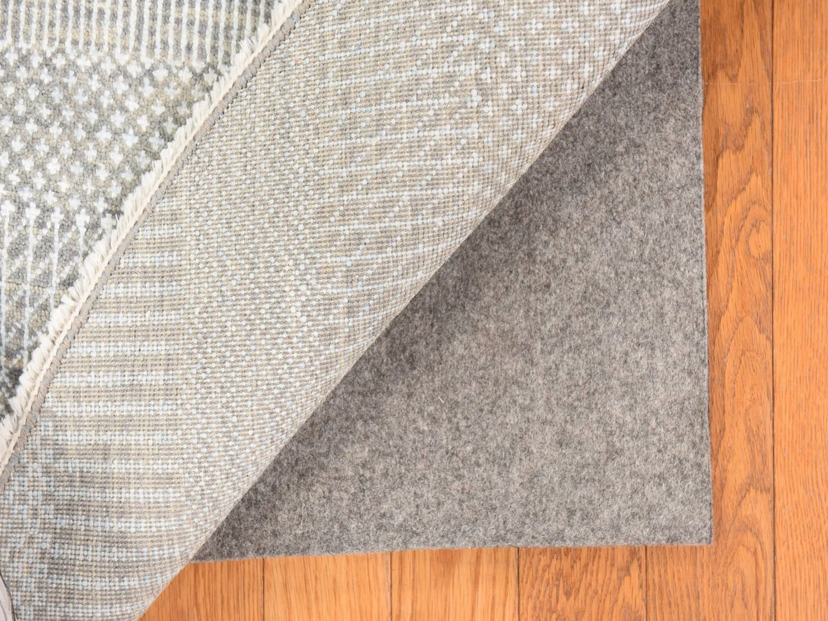 Modern / Contemporary hand-knotted wool/silk rug in Gray, 6' x 6' — SKU O078696 (view 7)