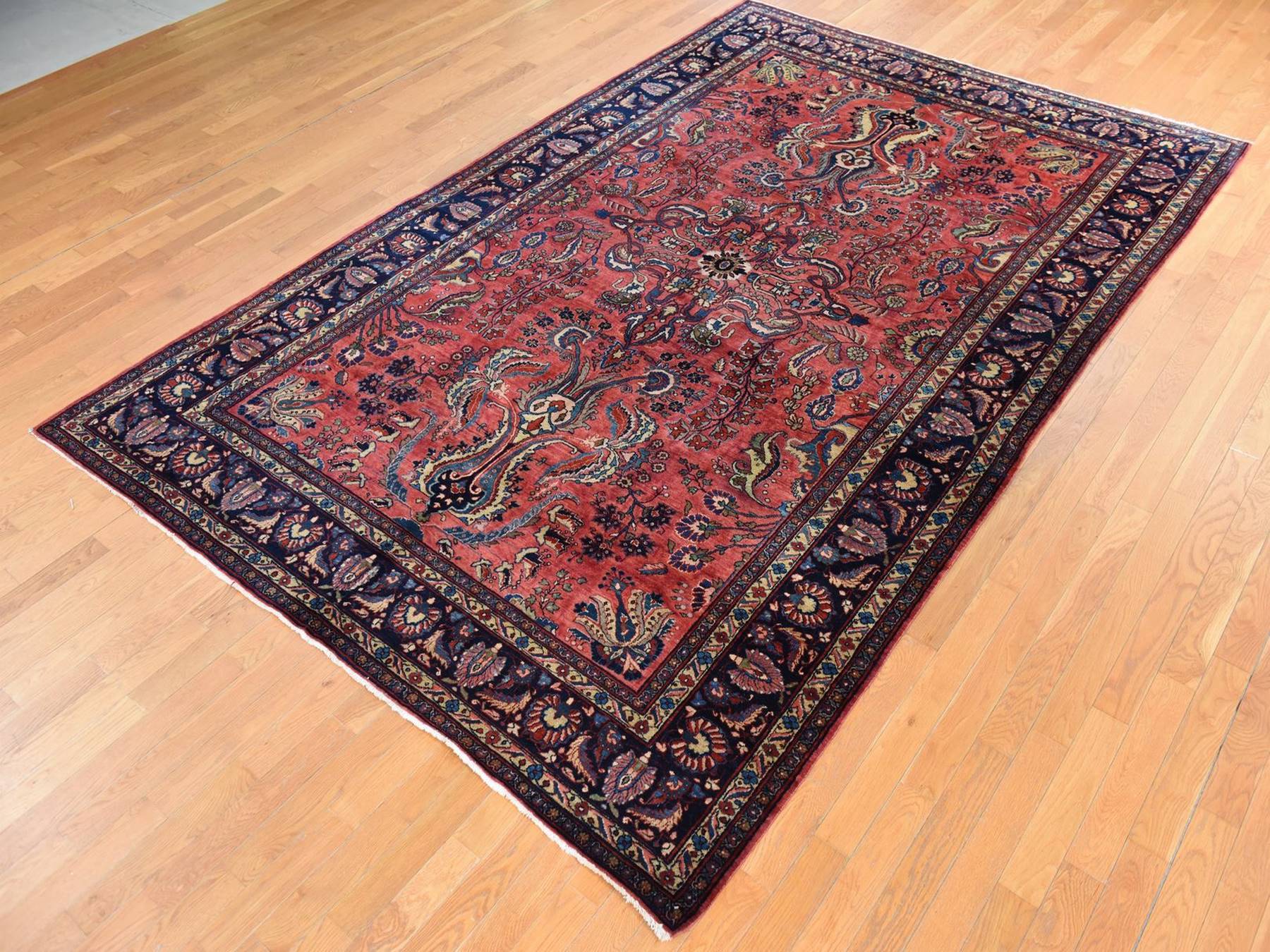 Sarouk Antique hand-knotted wool rug in Red & Midnight Blue, 7'7" x 11'9" — SKU O078698 (view 4)