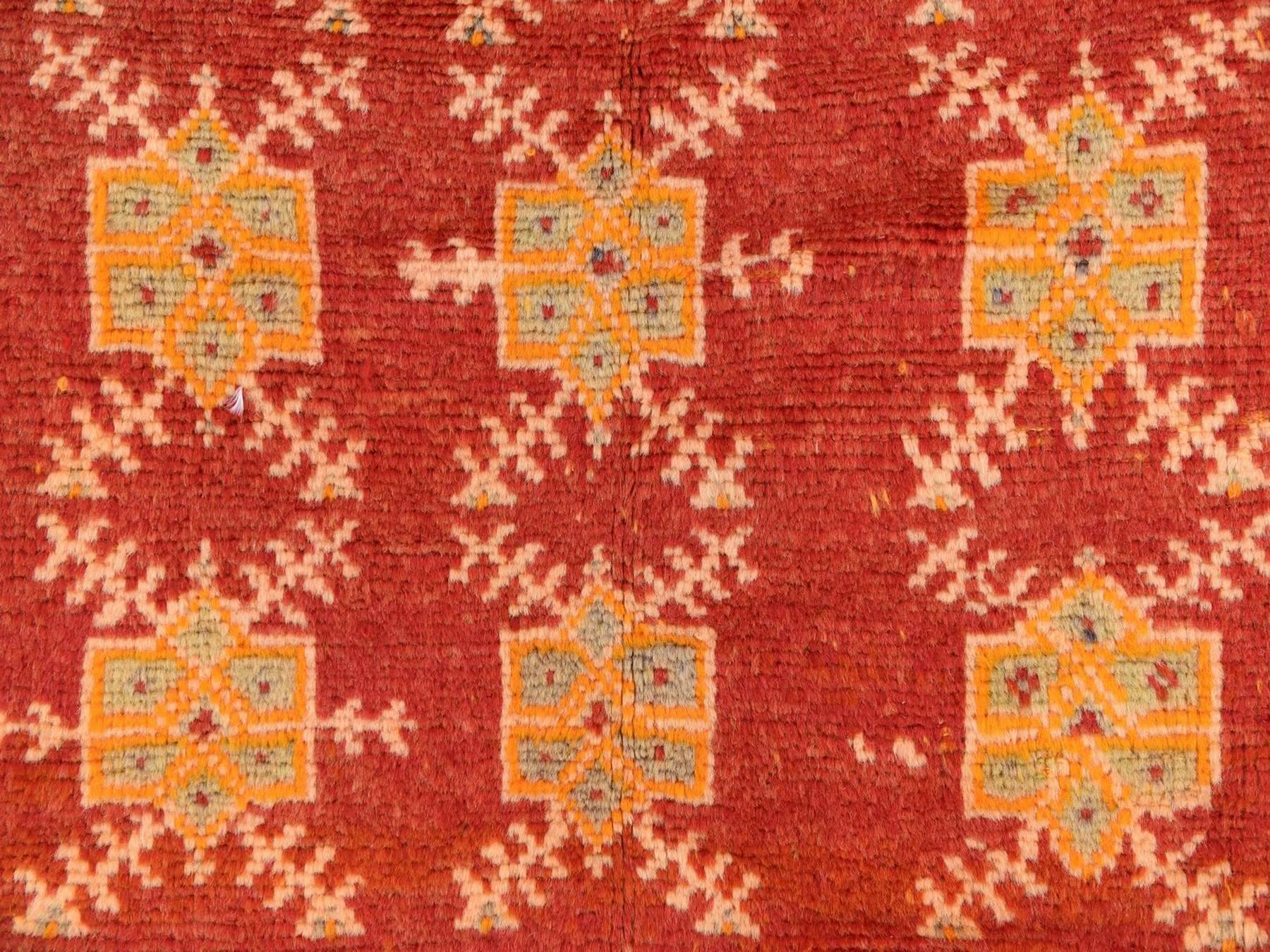 Tribal & Geometric hand-knotted wool runner in Red, 4'5" x 9' — SKU O078699 (view 4)