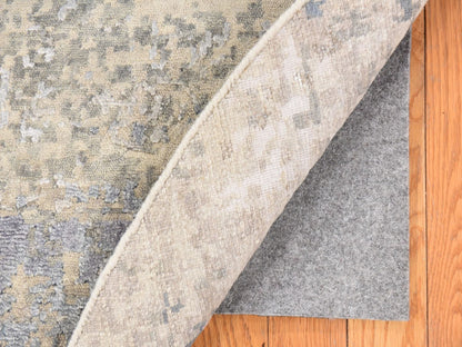 Grey 6'0" x 6'0" Modern and Contemporary Hand knotted Wool/Silk Rug - Sku: O078705