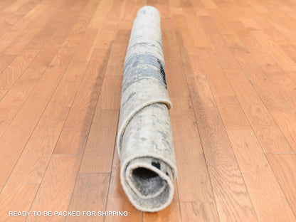 Grey 6'0" x 6'0" Modern and Contemporary Hand knotted Wool/Silk Rug - Sku: O078705