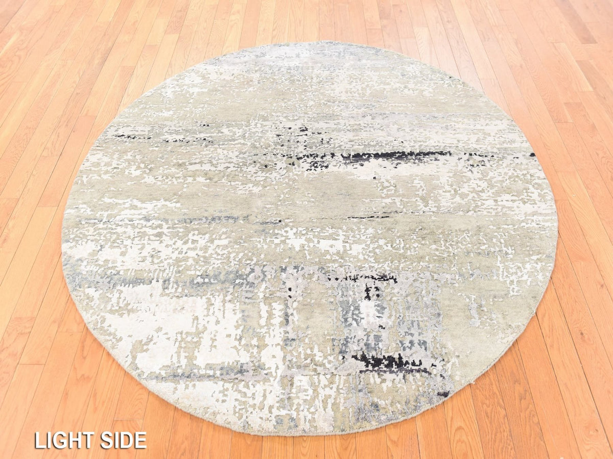 Modern / Contemporary hand-knotted wool/silk rug in Gray, 6' x 6' — SKU O078706 (view 3)