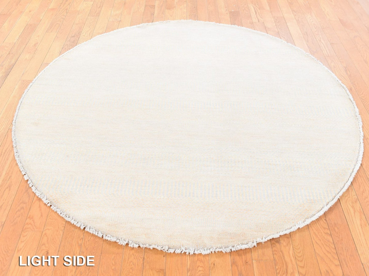 Modern / Contemporary hand-knotted wool/silk rug in Orange, 6' x 6' — SKU O078709 (view 3)