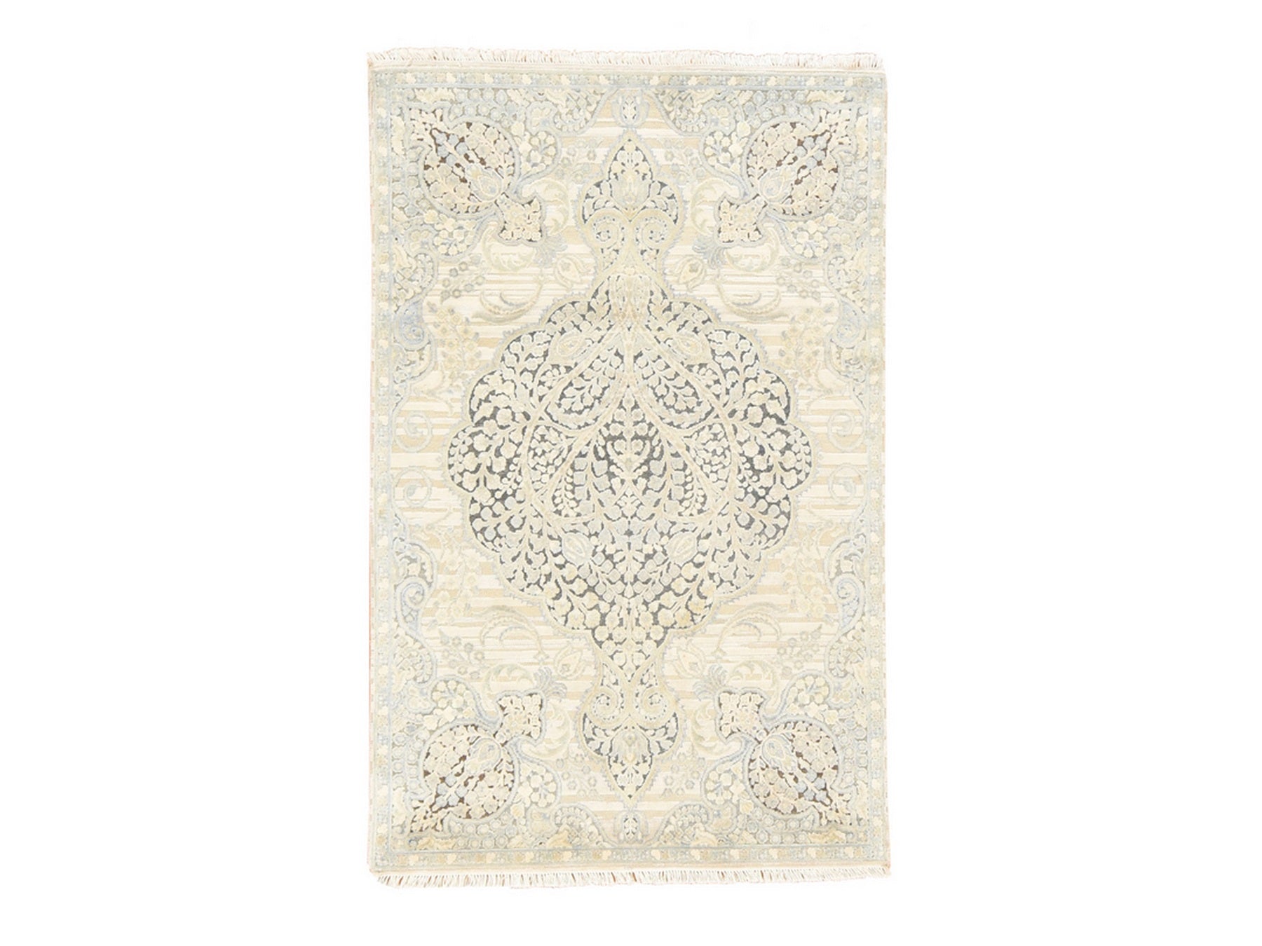 Beige 4'0" x 6'3" Transitional Hand knotted Silk Rug - Sku: O078710