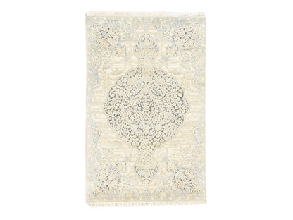 Beige 4'0" x 6'3" Transitional Hand knotted Silk Rug - Sku: O078710