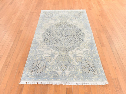 Beige 4'0" x 6'3" Transitional Hand knotted Silk Rug - Sku: O078710
