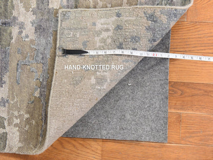 Grey 4'0" x 6'0" Modern and Contemporary Hand knotted Wool/Silk Rug - Sku: O078711