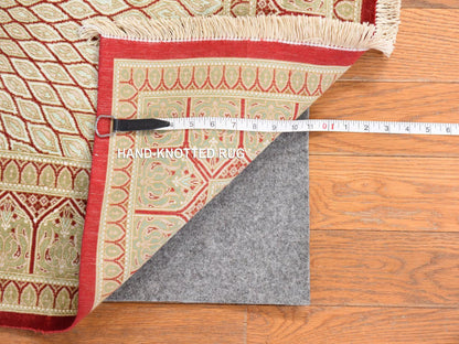 Beige 2'5" x 4'2" Persian Hand knotted Silk Rug - Sku: O078712