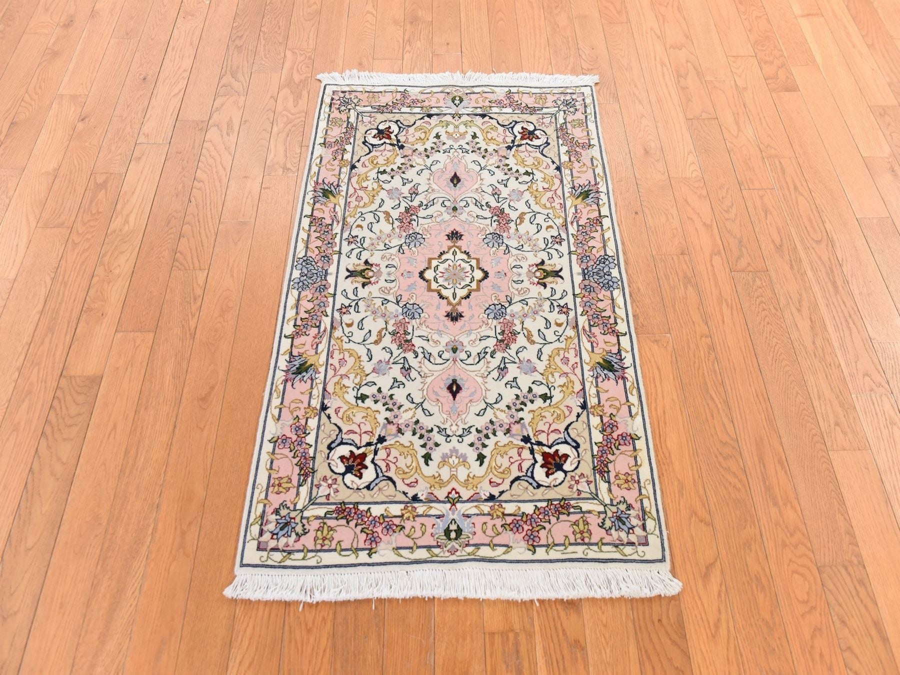 Tabriz Fine Oriental hand-knotted wool/silk rug in Pink, 2'5" x 4'1" — SKU O078713 (view 2)