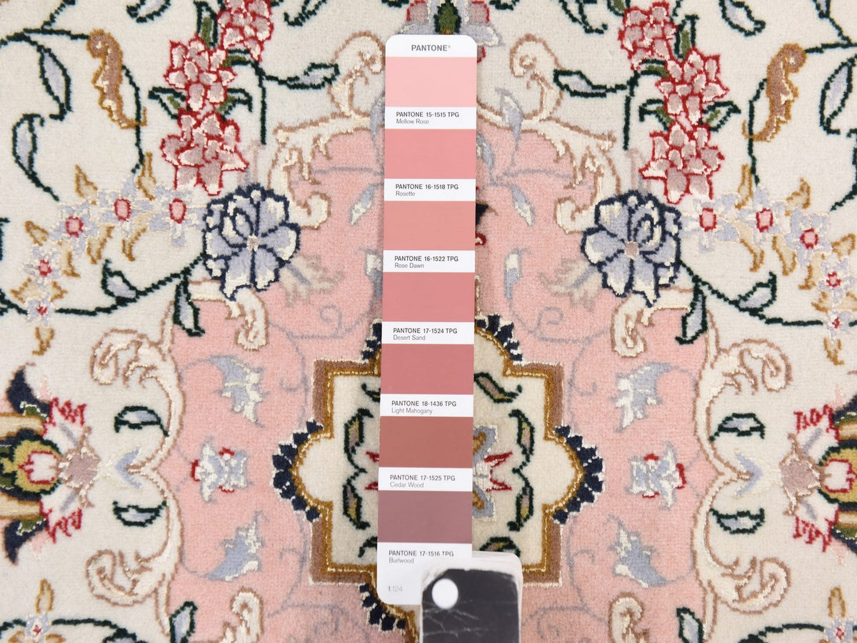 Tabriz Fine Oriental hand-knotted wool/silk rug in Pink, 2'5" x 4'1" — SKU O078713 (view 5)