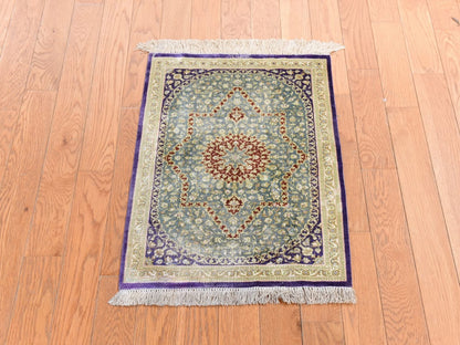Silk hand-knotted silk rug in Green & Ivory, 1'7" x 2'4" — SKU O078715 (view 2)