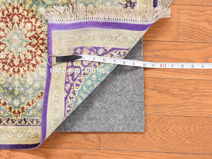 Green 1'7" x 2'4" Silk Hand knotted Silk Rug - Sku: O078715