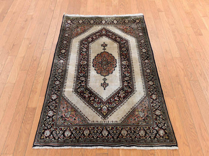 Ivory 3'3" x 5'0" Fine Oriental Hand knotted Silk Rug - Sku: O078719