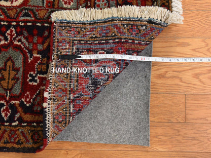 Red 9'2" x 11'0" Heriz Hand knotted Wool Rug - Sku: O078721