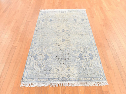 Ivory 4'0" x 6'0" Modern and Contemporary Hand knotted Wool/Silk Rug - Sku: O078731
