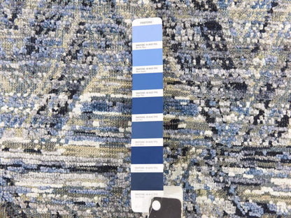 Modern / Contemporary hand-knotted wool/silk rug in Gray, 8'9" x 12'3" — SKU O078733 (view 6)