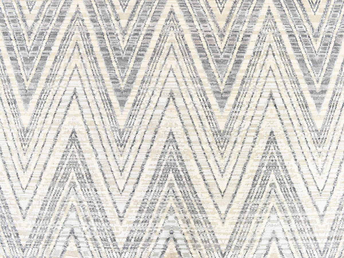 Modern / Contemporary hand-knotted wool/silk rug in Gray, 8'9" x 12'2" — SKU O078736 (view 5)