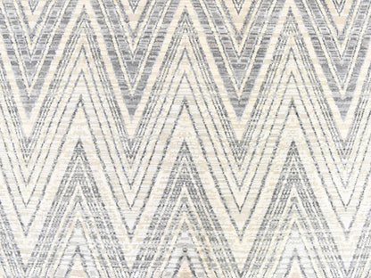 Modern / Contemporary hand-knotted wool/silk rug in Gray, 8'9" x 12'2" — SKU O078736 (view 5)