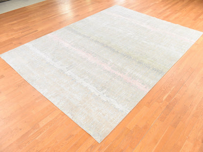 Modern / Contemporary hand-knotted wool/silk rug in Gray, 9' x 12'5" — SKU O078738 (view 4)