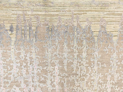 Modern / Contemporary hand-knotted wool/silk rug in Gray, 9' x 12'5" — SKU O078738 (view 5)