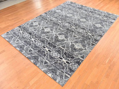 Modern / Contemporary hand-knotted silk rug in Black, 8'8" x 12'1" — SKU O078739 (view 4)