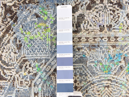 Modern / Contemporary hand-knotted wool/silk rug in Green, 9' x 12'6" — SKU O078740 (view 6)
